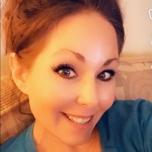 Meet your Posher, Carrie